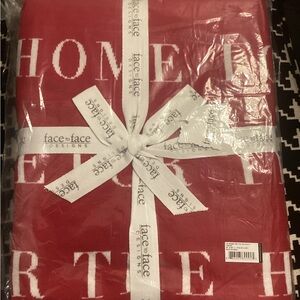 Santa Barbara Design Studio face to face Designs Red Holiday Home Throw Blanket